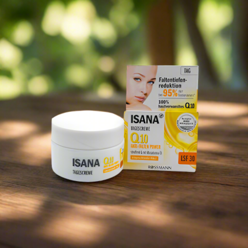 Isana Q10 Day Cream Anti-Wrinkle Power SPF 30 With Macademia Oil