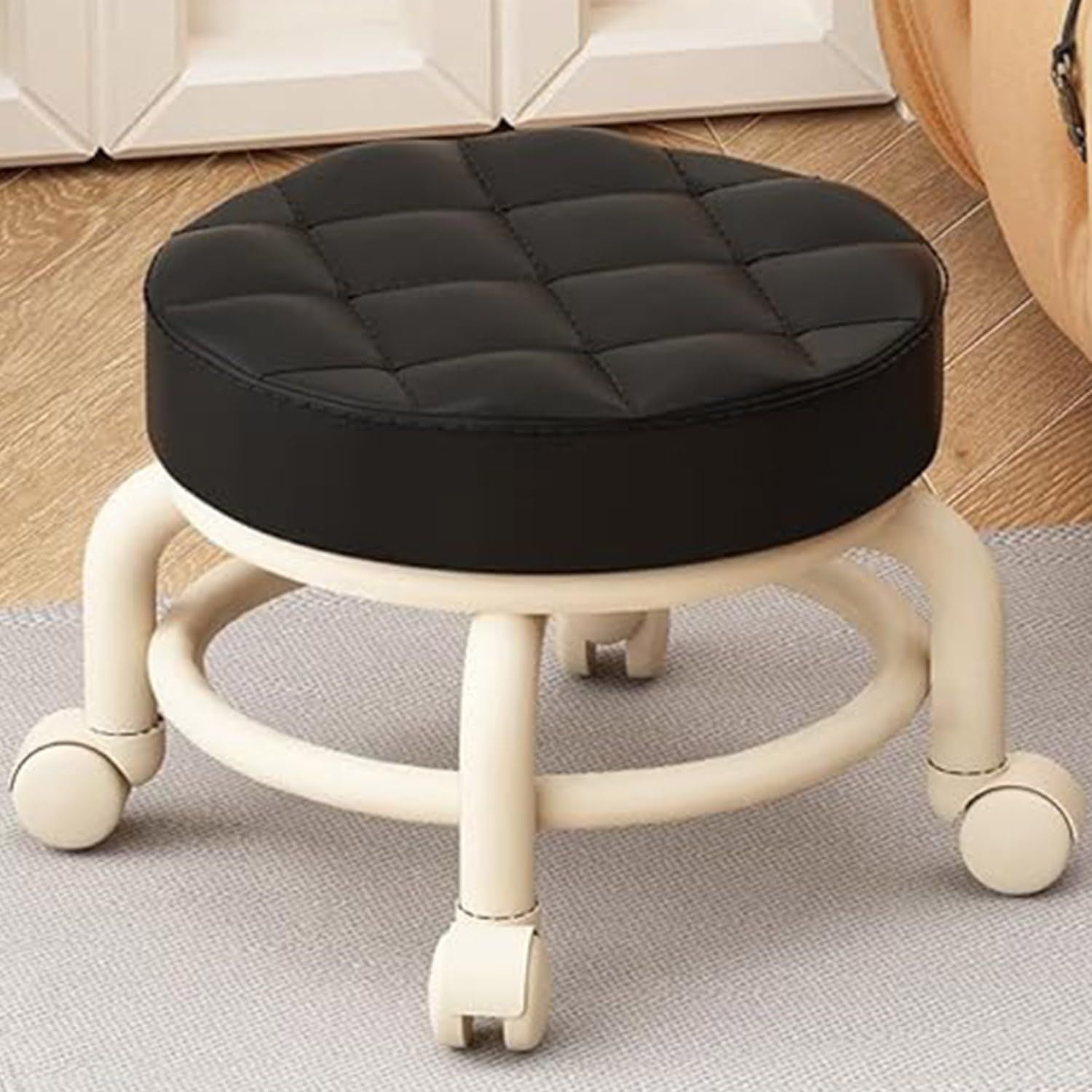 Low Rolling Stool Comfortable - Pedicure Stool